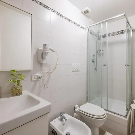 アパート Monti *